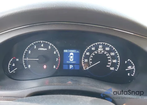 2009 Hyundai Genesis 4.6 z USA, uszkodzony, nr VIN KMHGC46F39U055360